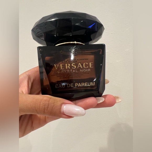 Versace - Picture 2 of 2